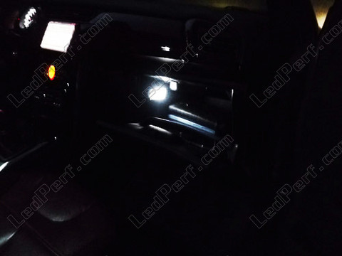Glove box LED for Citroen DS3