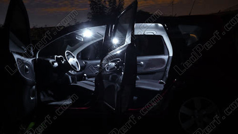 passenger compartment LED for Nissan Note