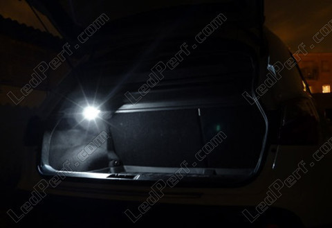 Trunk LED for Nissan Qashqai II