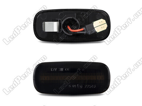 Connector of the smoked black dynamic LED side indicators for Audi A3 8L