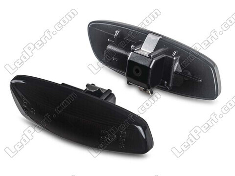 Side view of the dynamic LED side indicators for Citroen C4 II - Smoked Black Version
