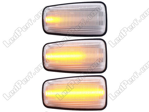 Lighting of the transparent sequential LED turn signals for Citroen Jumpy (2007 - 2012)