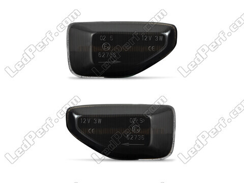 Front view of the dynamic LED side indicators for Dacia Sandero 2 - Smoked Black Color