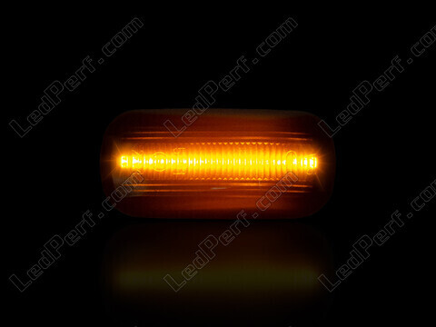 Maximum lighting of the dynamic LED side indicators for Honda Accord 7G