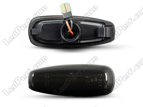 Connector of the smoked black dynamic LED side indicators for Hyundai I30 MK1