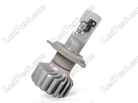 Zoom on a Philips LED bulb approved for Nissan Micra IV