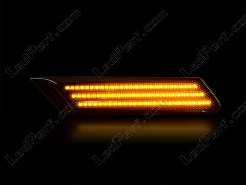 Maximum lighting of the dynamic LED side indicators for Porsche 911 (997)