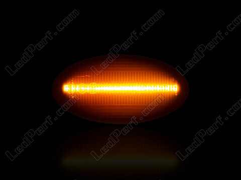 Maximum lighting of the dynamic LED side indicators for Suzuki Jimny