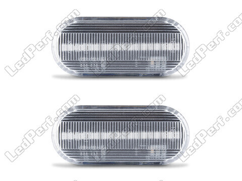 Front view of the sequential LED turn signals for Volkswagen Golf 4 - Transparent Color