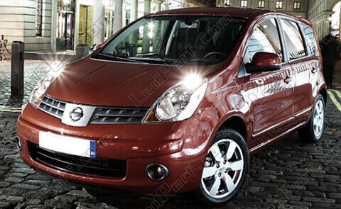 Car Nissan Note (2005 - 2012)