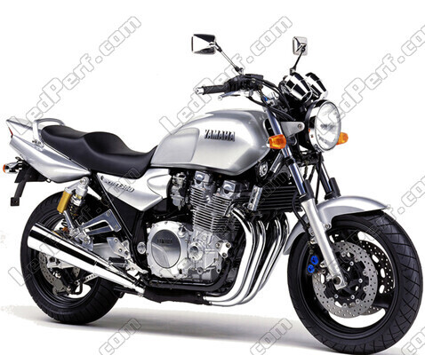 Motorcycle Yamaha XJR 1300 (MK1) (1999 - 2001)