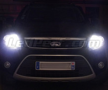 Xenon Effect bulbs pack for Ford Kuga headlights